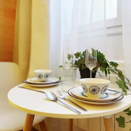 Cosy Petit Monparnasse Retreat Párizs