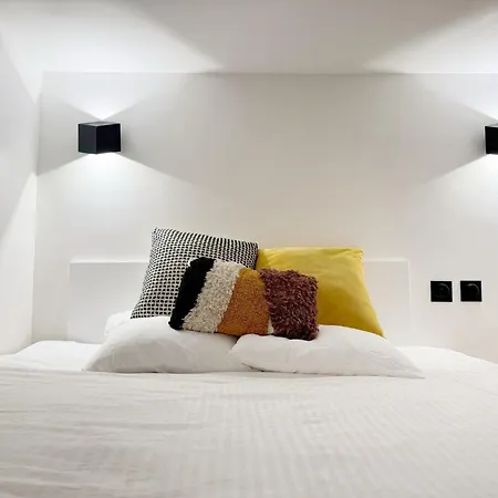 Cosy Petit Monparnasse Retreat * Párizs