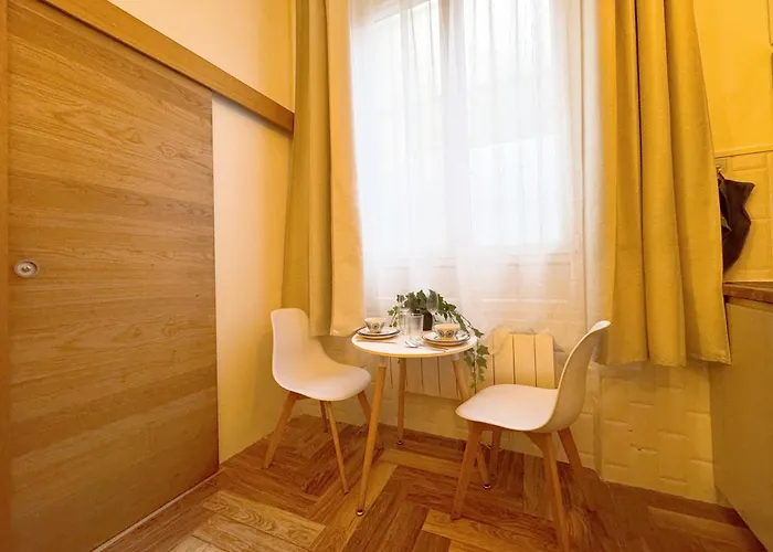 Cosy Petit Monparnasse Retreat *